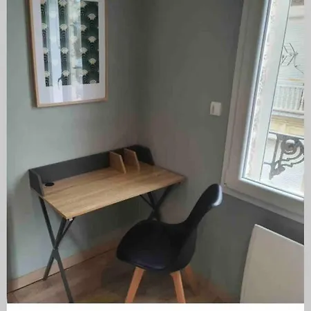 Avec Balcon Apartamento *