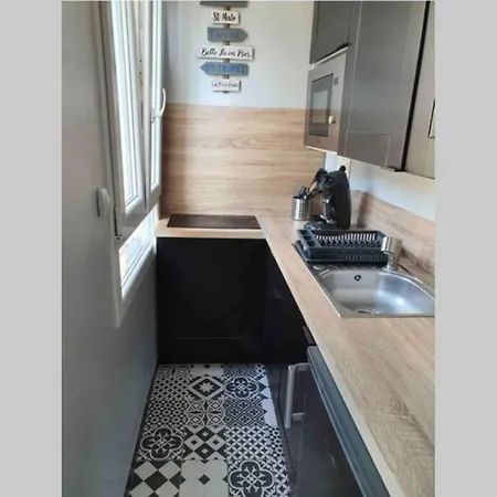 Avec Balcon Apartamento *