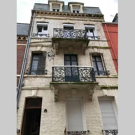 Avec Balcon Apartamento *